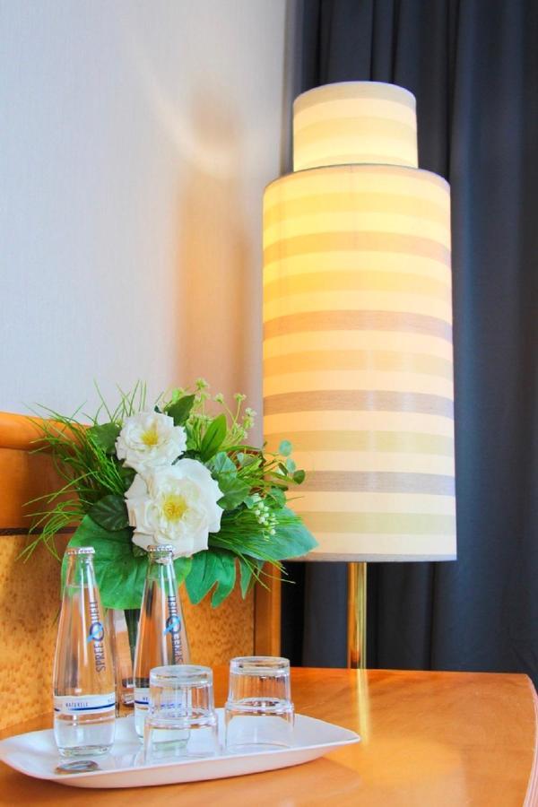 Parkhotel Viktoria Velten Dış mekan fotoğraf