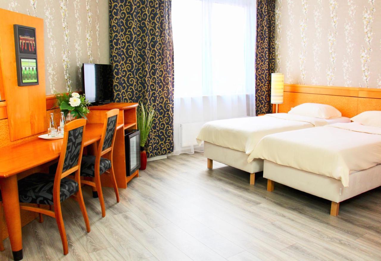 Parkhotel Viktoria Velten Dış mekan fotoğraf