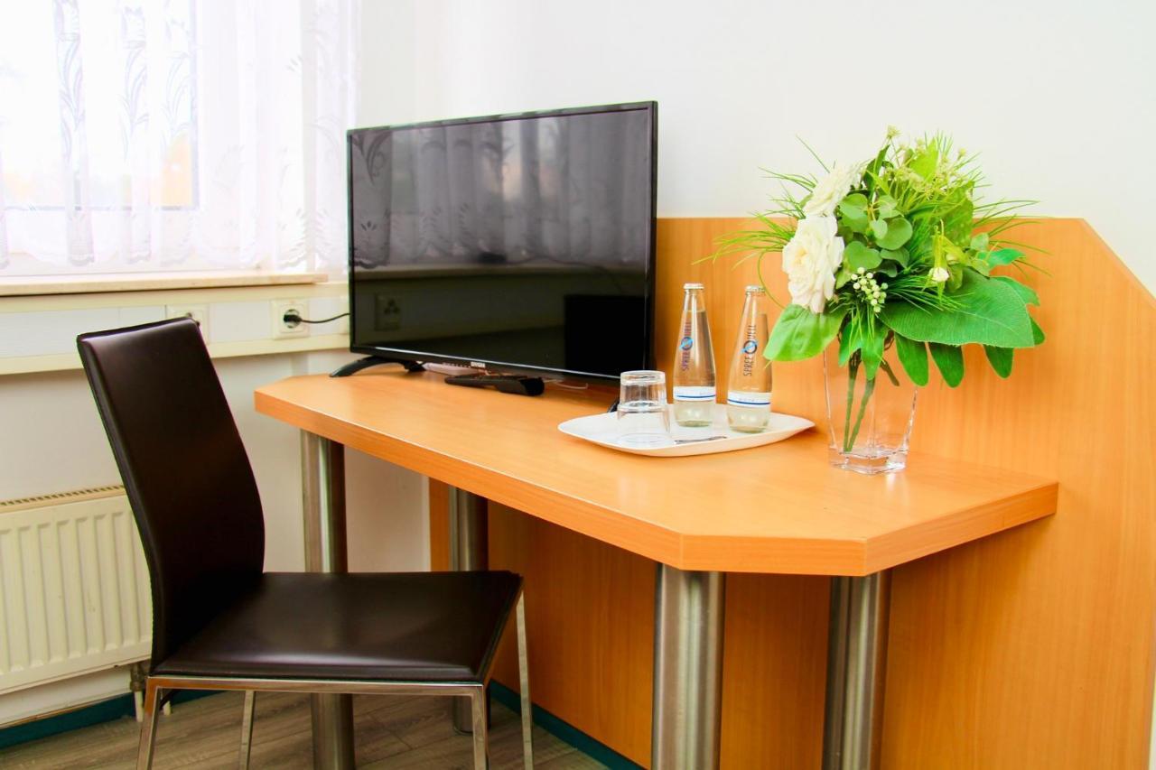Parkhotel Viktoria Velten Dış mekan fotoğraf