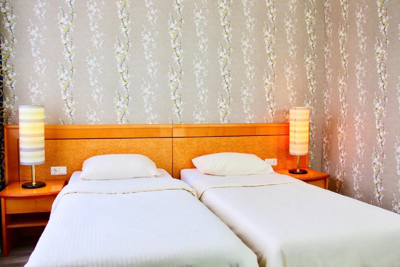 Parkhotel Viktoria Velten Dış mekan fotoğraf